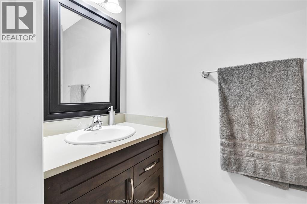 8475 Wyandotte Unit# 112 Property Photo 13