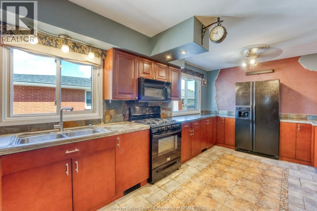 2954 Rushton Property Photo 8