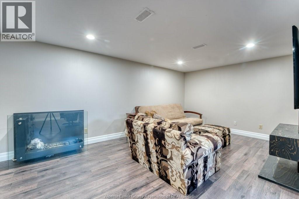 2954 Rushton Property Photo 34