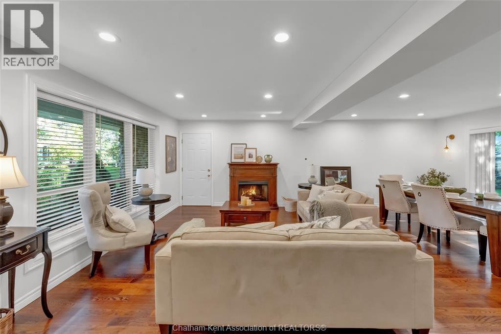 11706 Rose Beach Line Property Photo 4