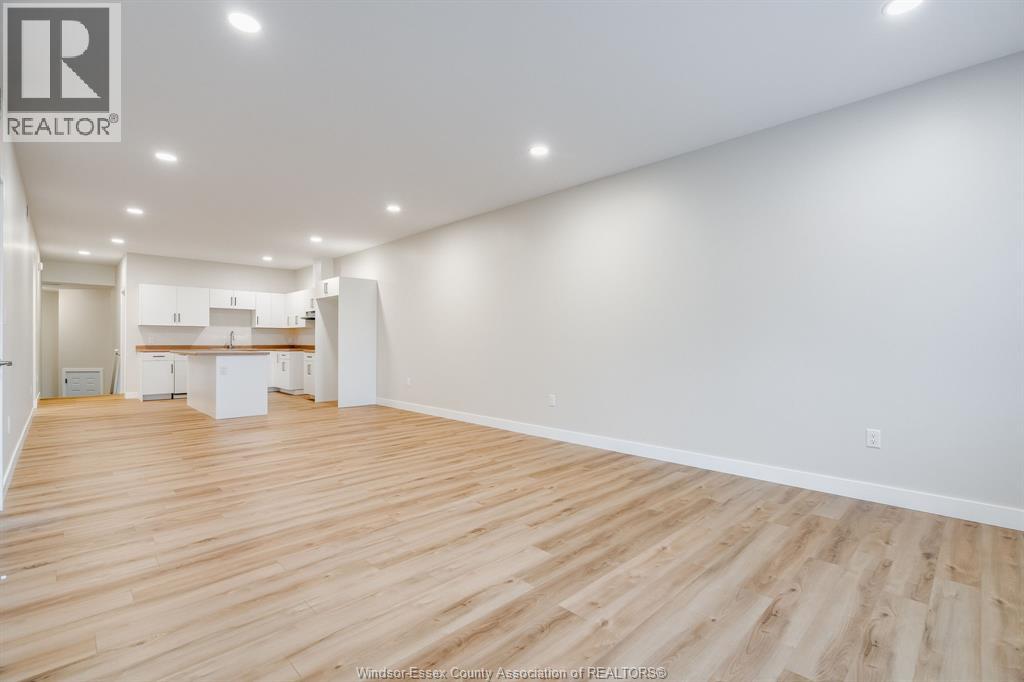21283 Harbour Road Unit# 1 Property Photo 11