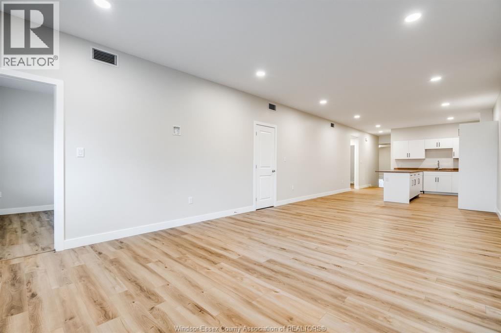21283 Harbour Road Unit# 1 Property Photo 12