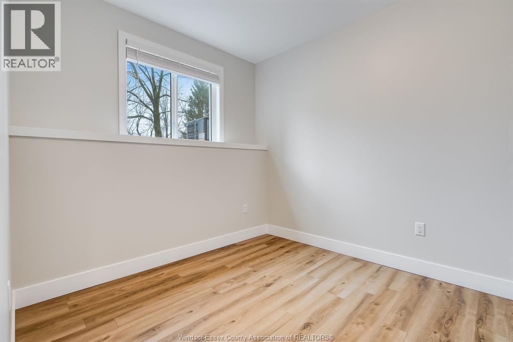 21283 Harbour Road Unit# 2 Property Photo 15