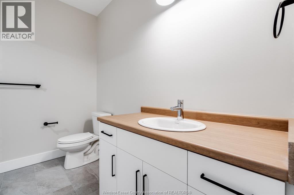 21283 Harbour Road Unit# 2 Property Photo 18