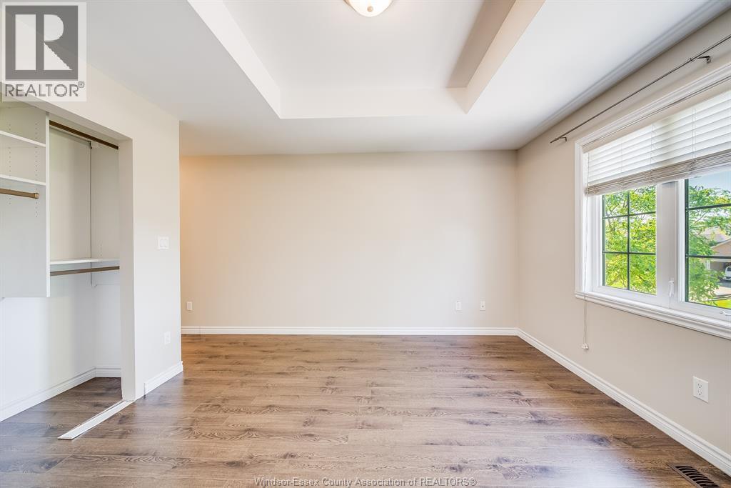 11916 Boulder Crescent Property Photo 18
