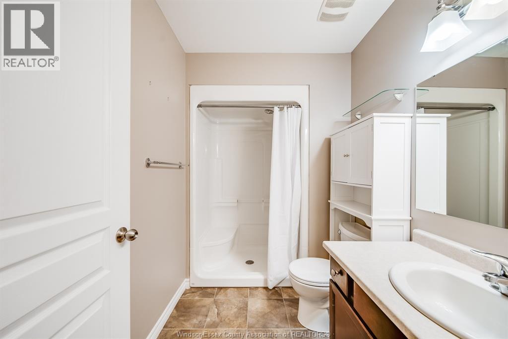 11916 Boulder Crescent Property Photo 23