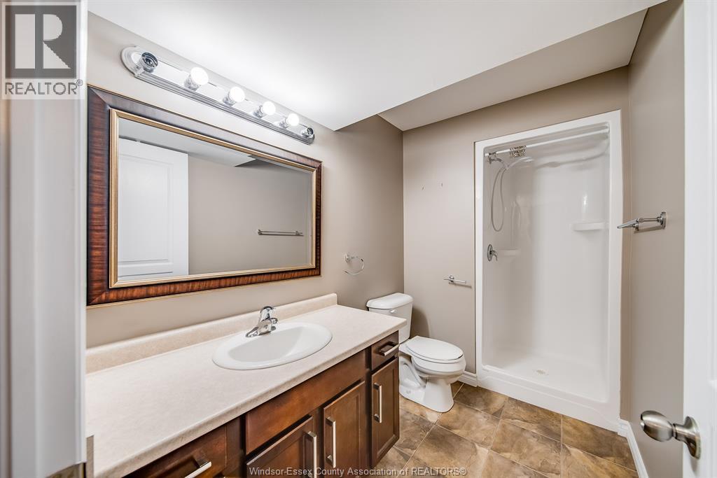 11916 Boulder Crescent Property Photo 40