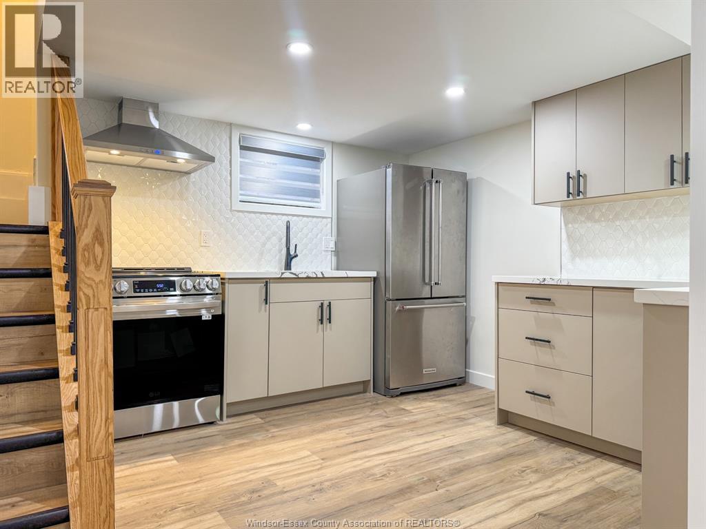 1077 Chilver Unit# 2 Property Photo 11