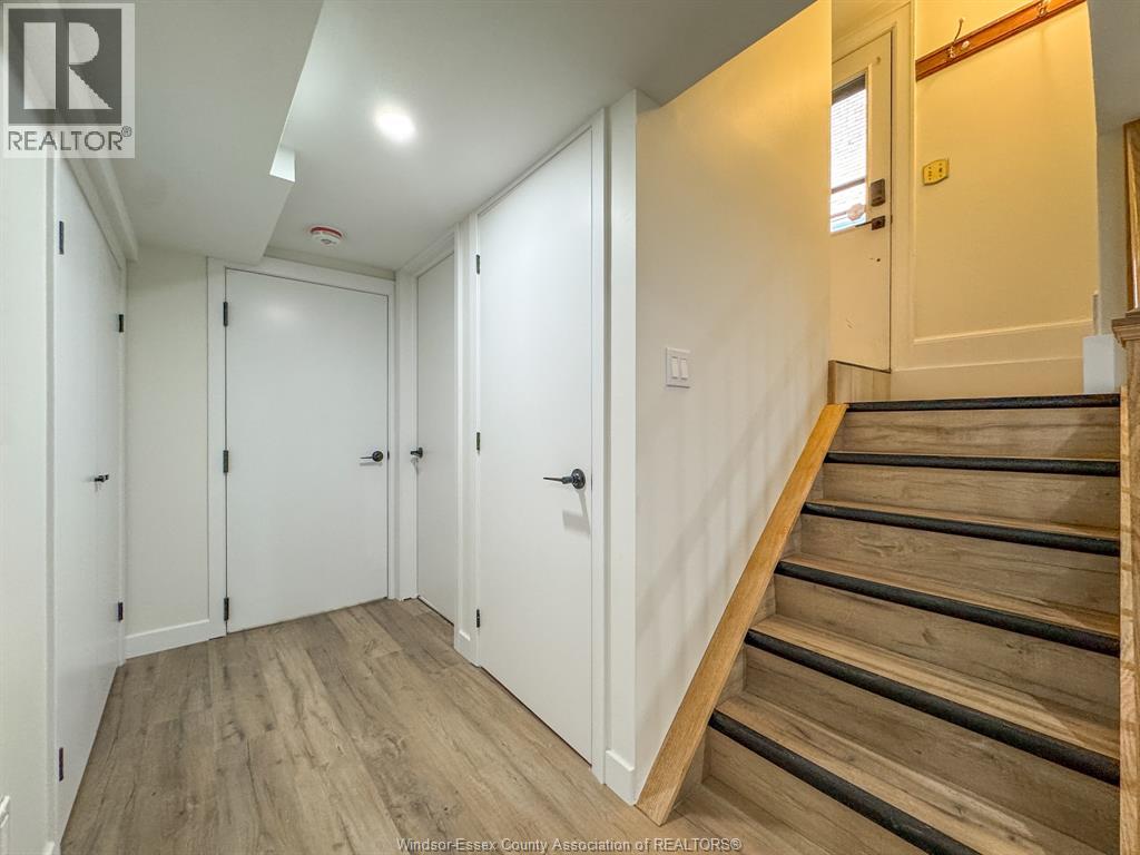 1077 Chilver Unit# 2 Property Photo 12