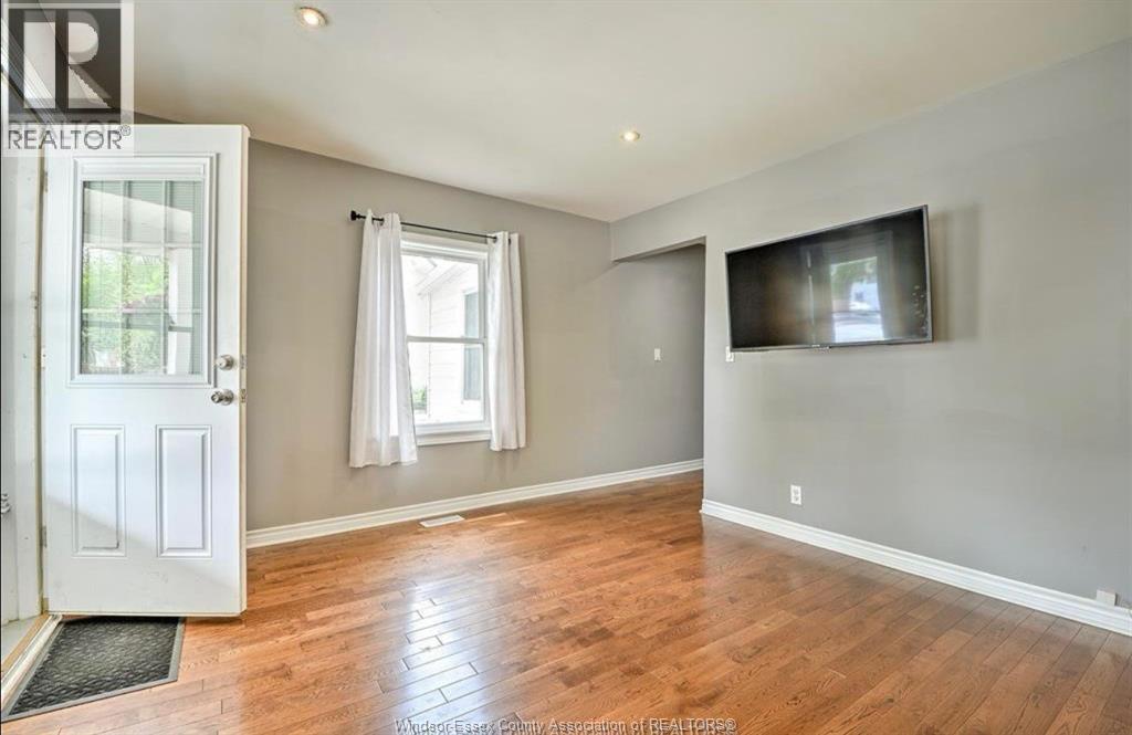 258 King Unit# A Property Photo 6