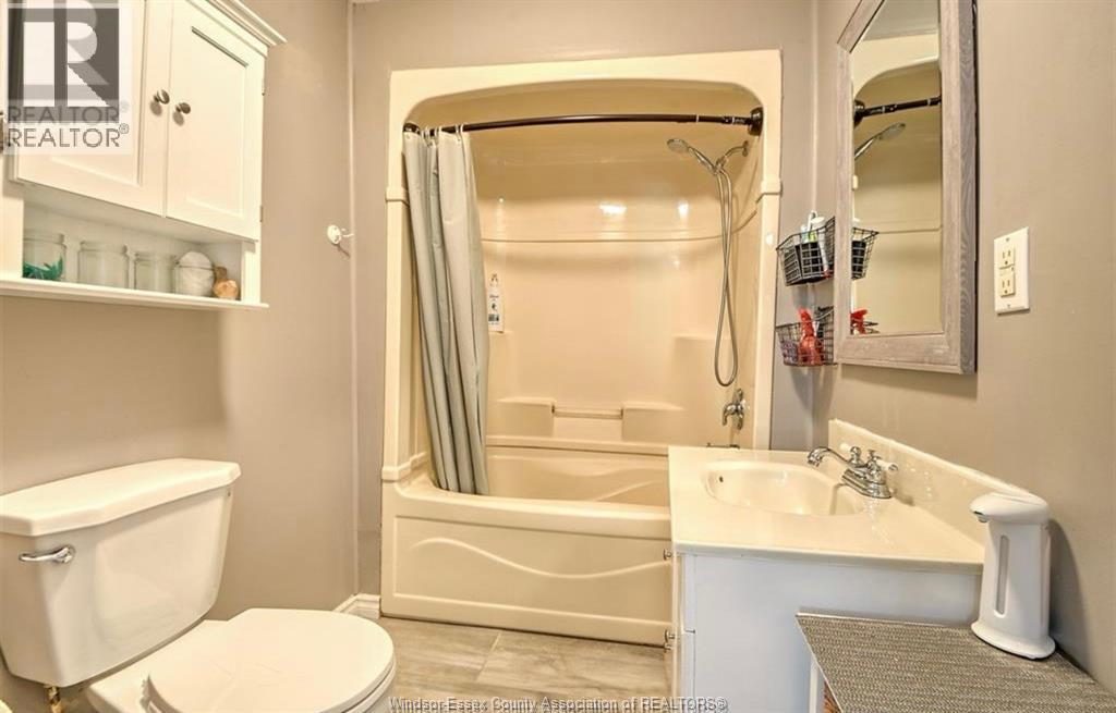 258 King Unit# A Property Photo 11