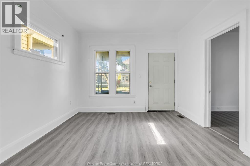 1022-1024 Lincoln Road Property Photo 7