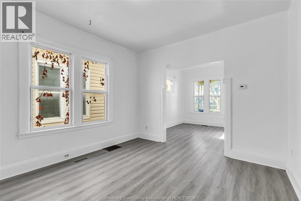 1022-1024 Lincoln Road Property Photo 8
