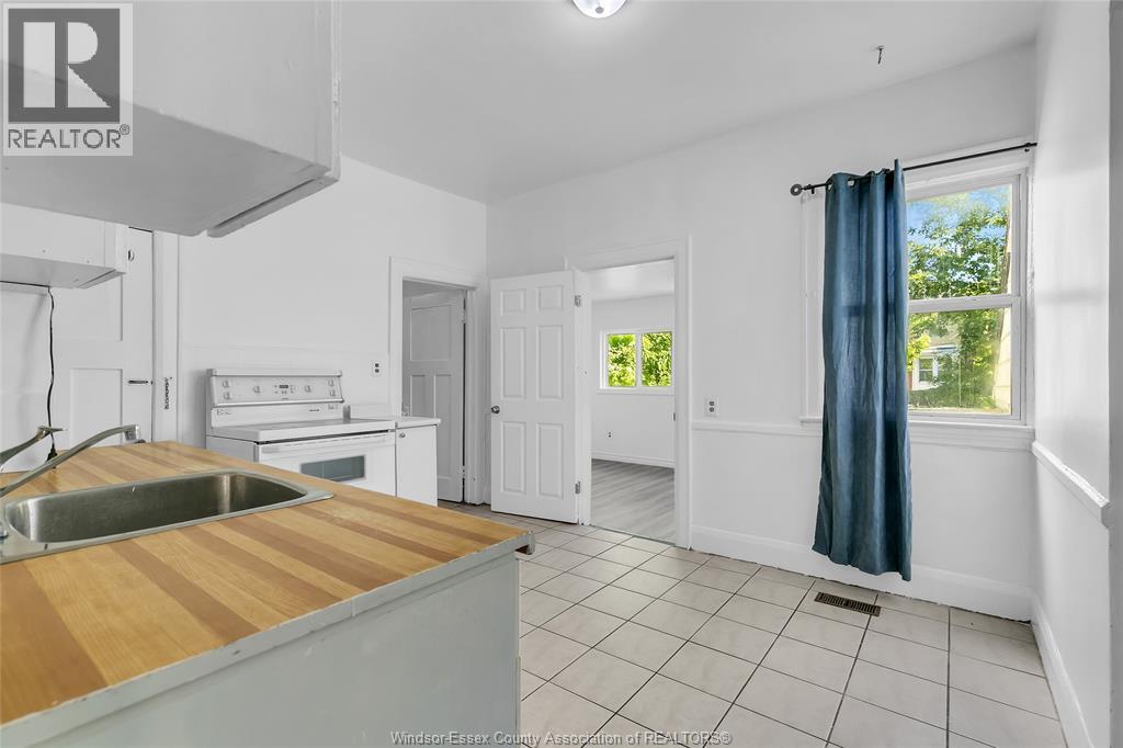 1022-1024 Lincoln Road Property Photo 11