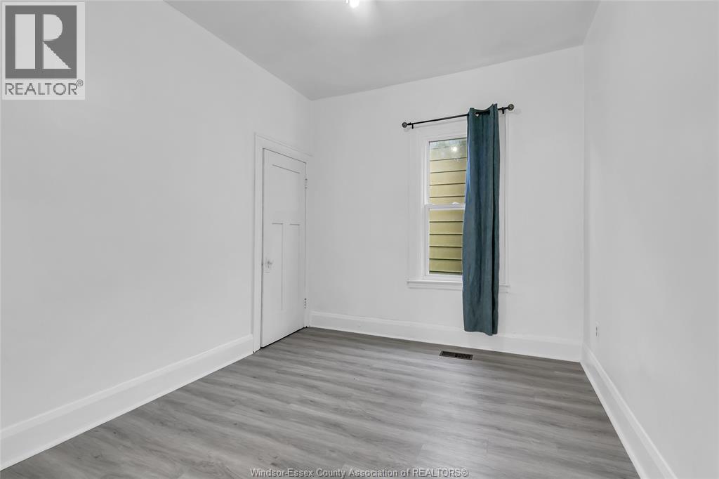 1022-1024 Lincoln Road Property Photo 14