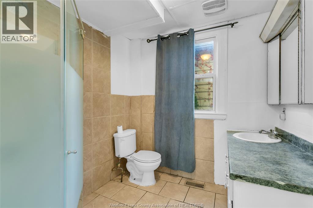 1022-1024 Lincoln Road Property Photo 15