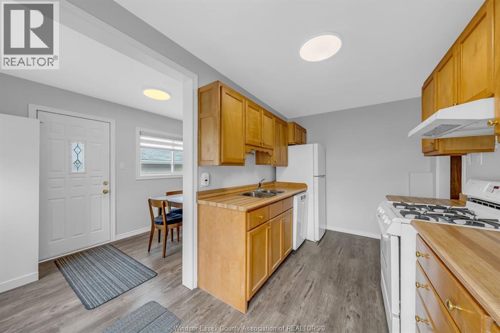 1592 Prince Road Property Photo 8