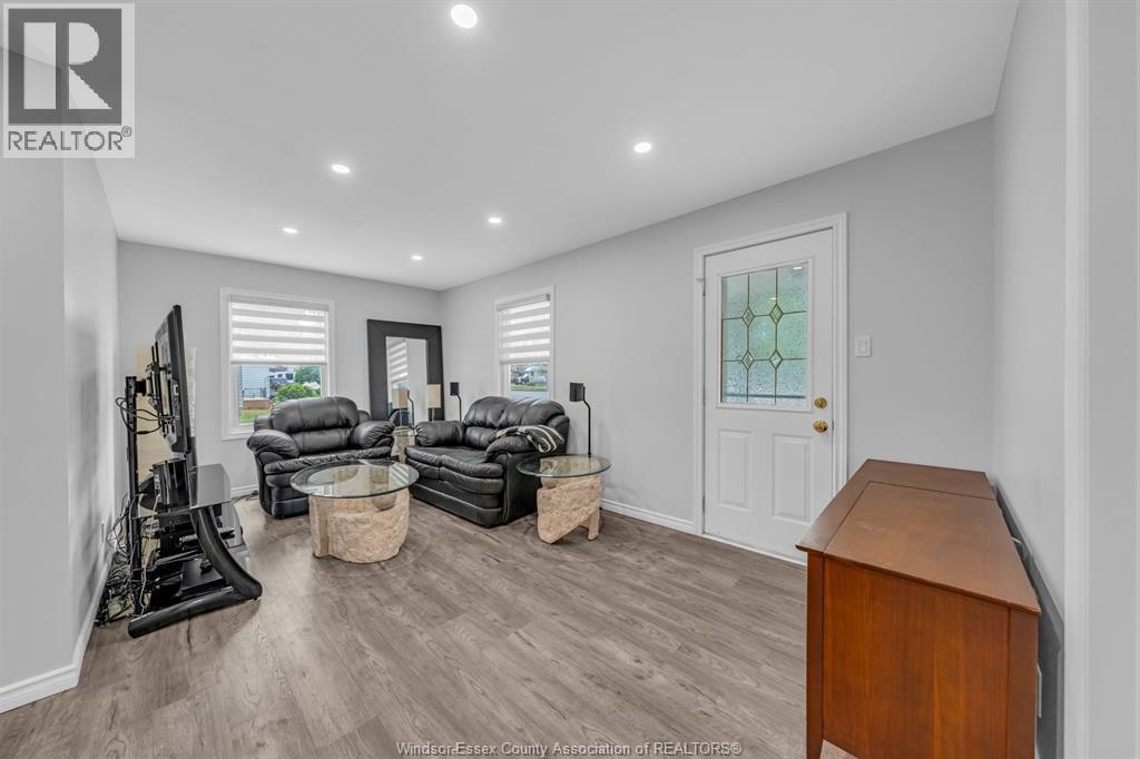 1592 Prince Road Property Photo 12