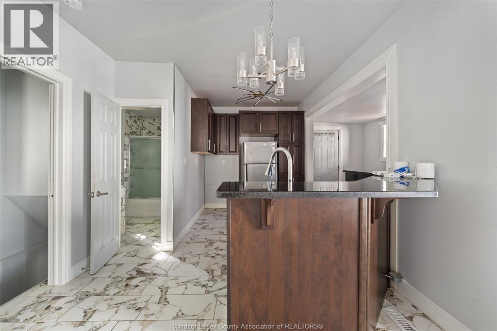 811 Langlois Avenue Property Photo 8