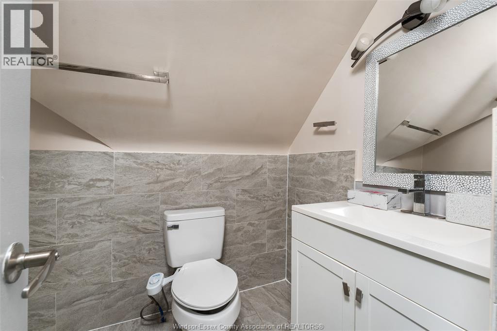 811 Langlois Avenue Property Photo 19