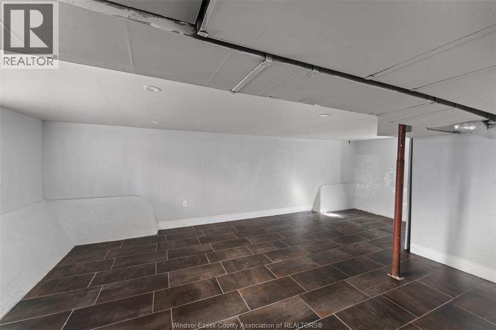 811 Langlois Avenue Property Photo 24