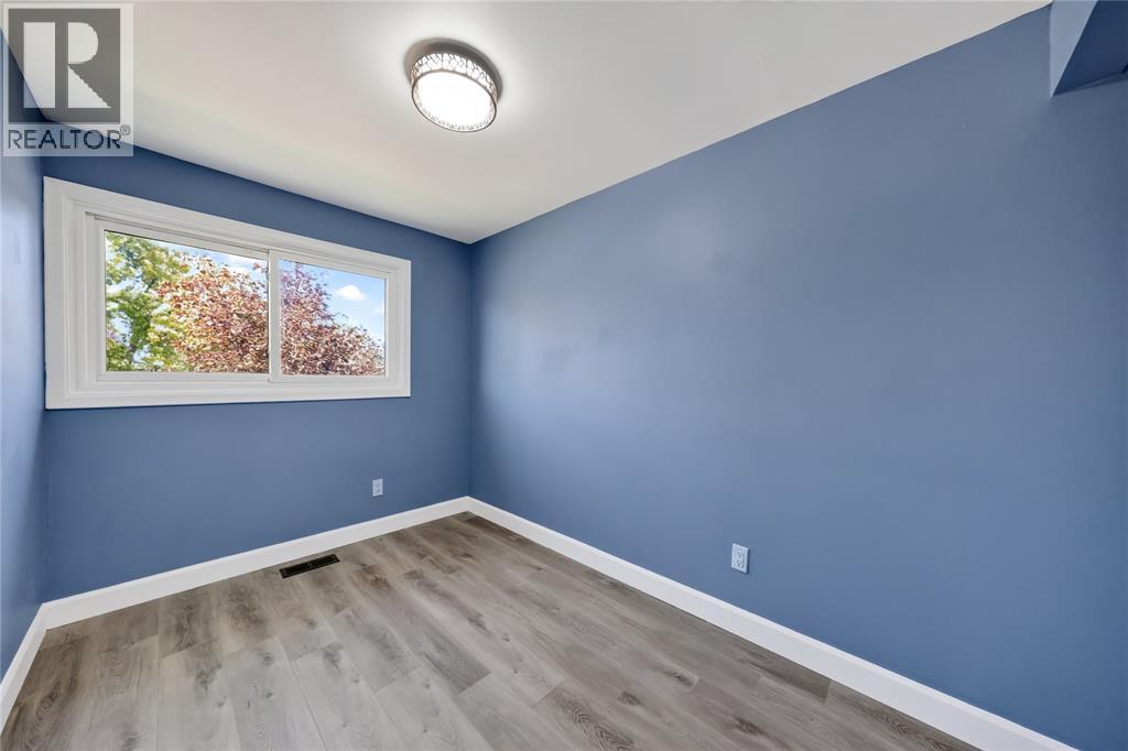 27 Turner Drive Unit# 25 Property Photo 15
