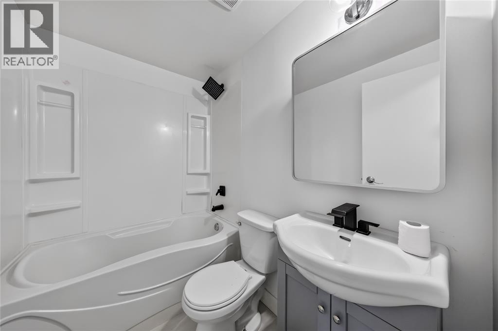 27 Turner Drive Unit# 25 Property Photo 14