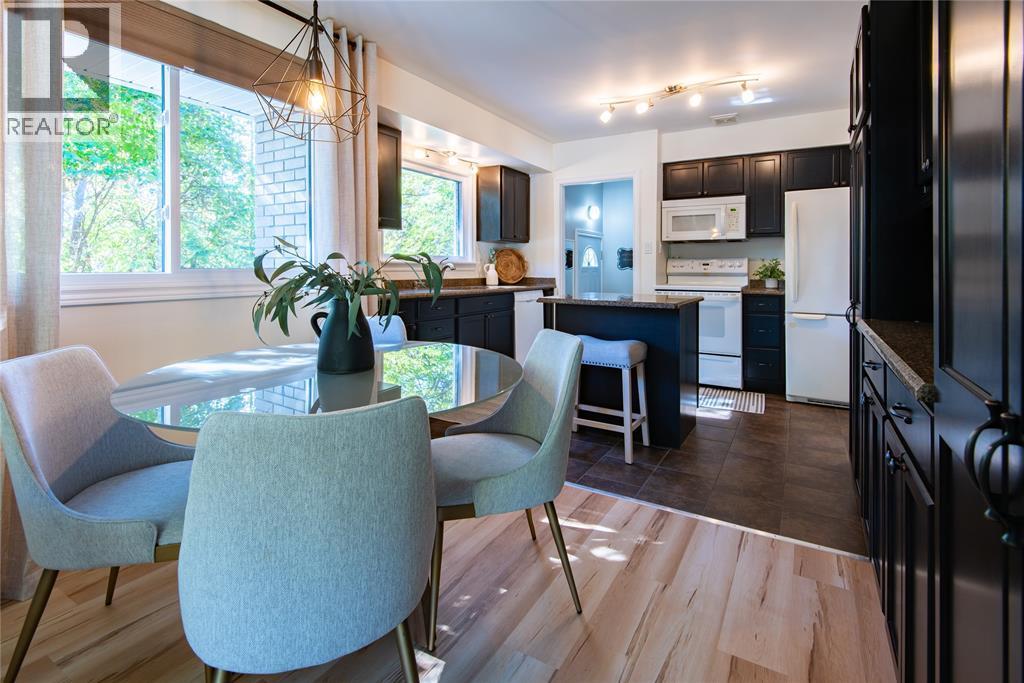 1729 Willard Avenue Property Photo 8