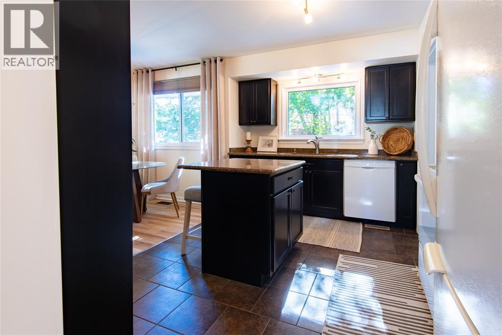 1729 Willard Avenue Property Photo 13