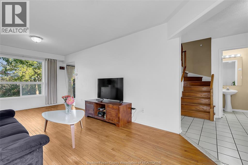948 Lemonwood Property Photo 6