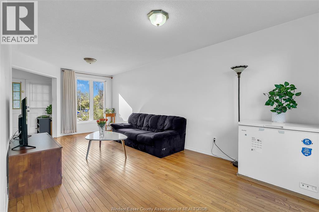 948 Lemonwood Property Photo 7