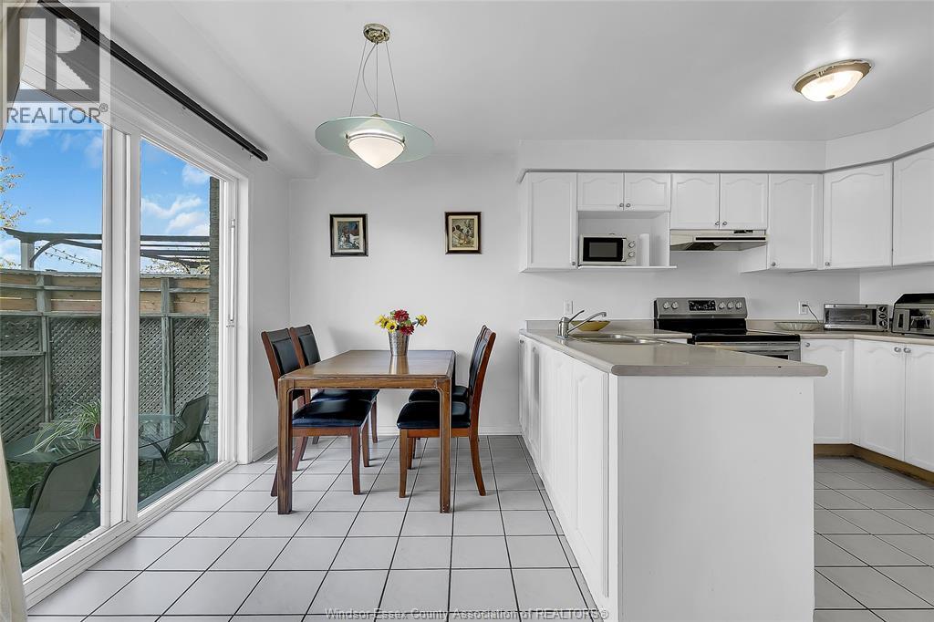 948 Lemonwood Property Photo 11