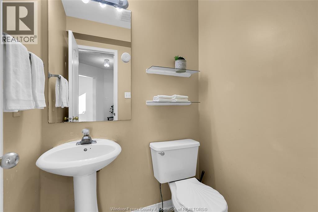 948 Lemonwood Property Photo 14