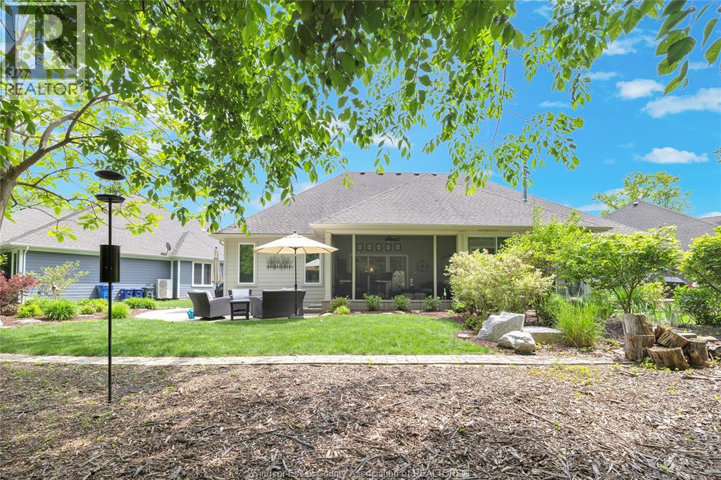 57 Red Oak Crescent Property Photo 7