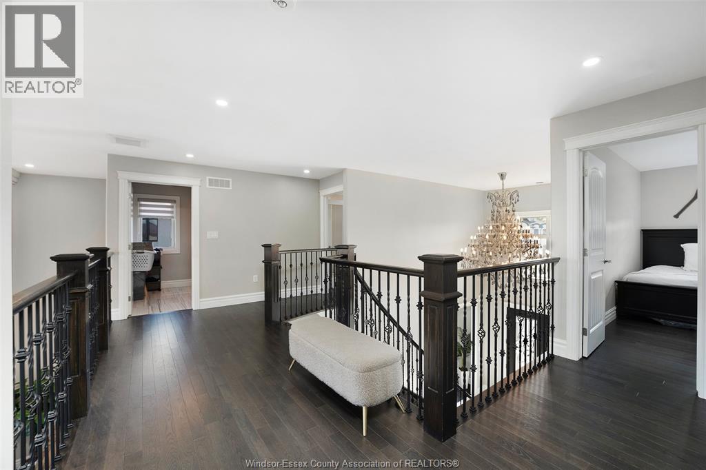 60 Augustus Court Property Photo 43