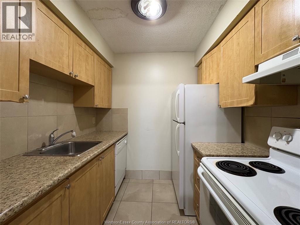 1700 University Unit# 103 Property Photo 8