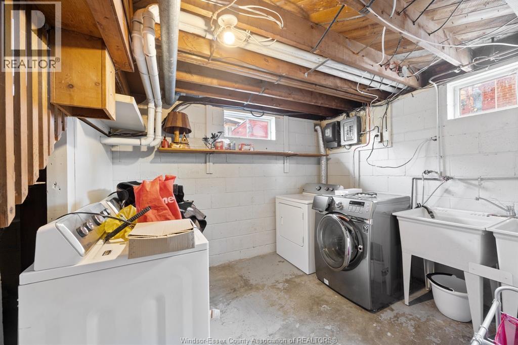 2417 Dandurand Property Photo 19