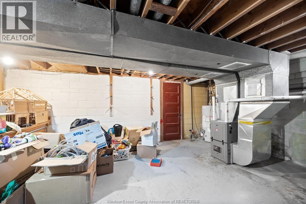 2417 Dandurand Property Photo 21