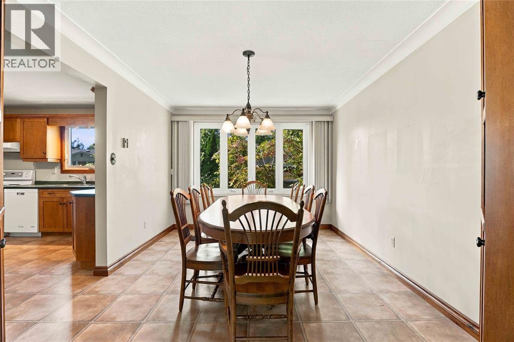 891 Allandale Drive Property Photo 10