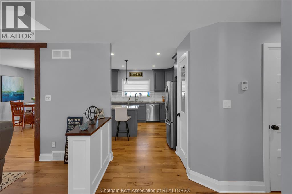 5744 Middle Line Property Photo 7