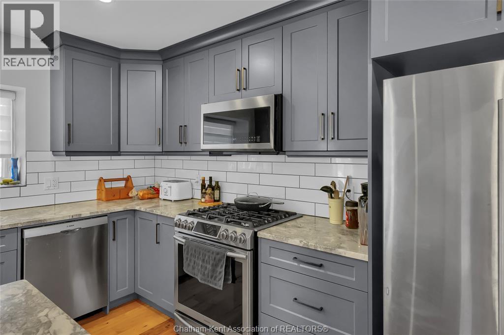 5744 Middle Line Property Photo 18