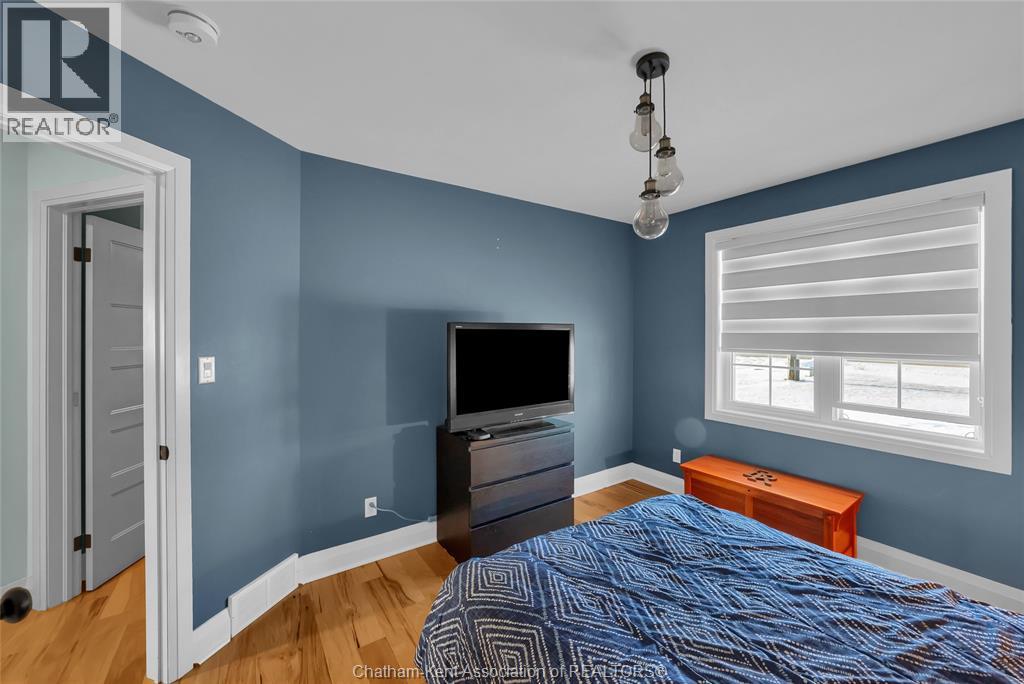5744 Middle Line Property Photo 24
