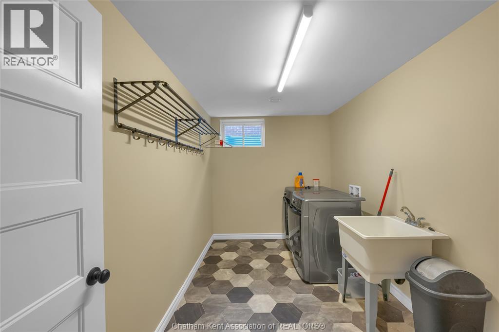 5744 Middle Line Property Photo 42