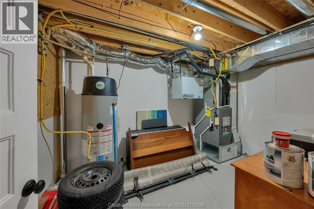 5744 Middle Line Property Photo 43