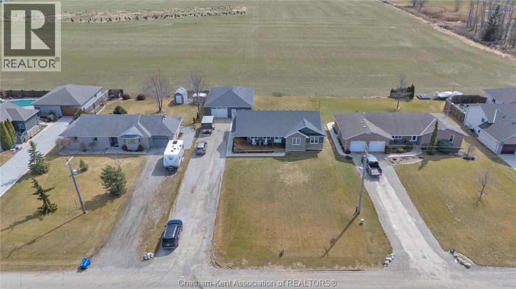 5744 Middle Line Property Photo 48