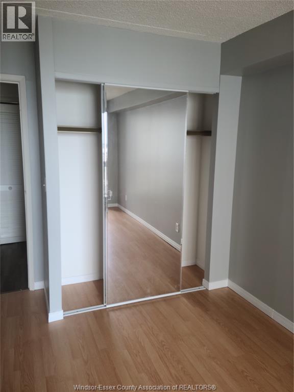 150 Park Street West Unit# 1402 Property Photo 9