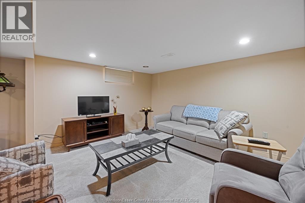 3511 Charlevoix Property Photo 14