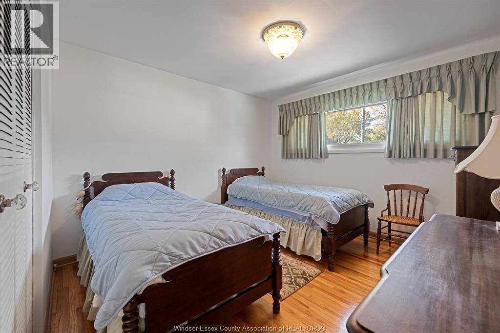 3511 Charlevoix Property Photo 18