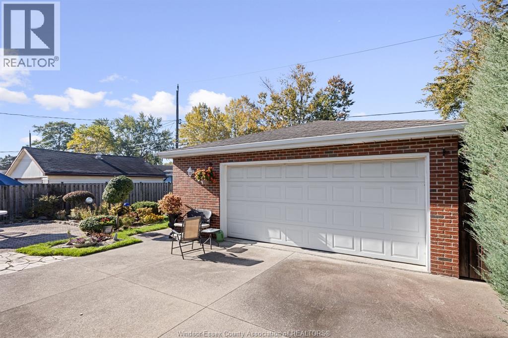 3511 Charlevoix Property Photo 21
