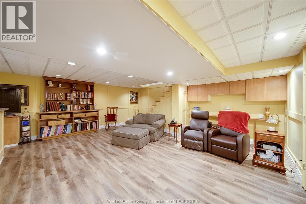 391 Betty Drive Property Photo 39